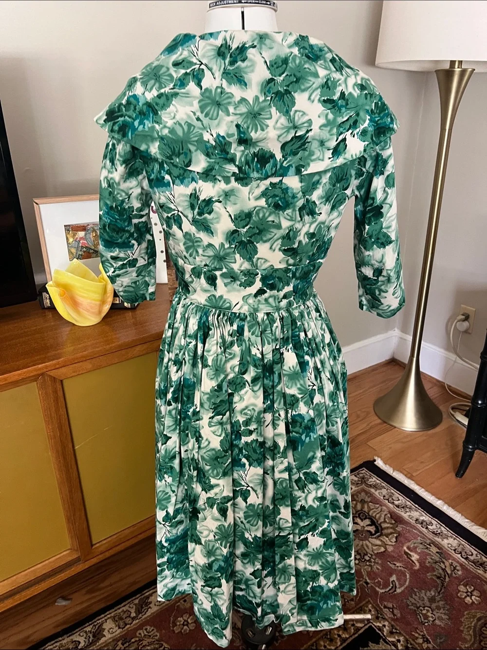 Trashy Diva feminine midi
